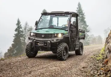 John Deere prezentējis jauno Gator