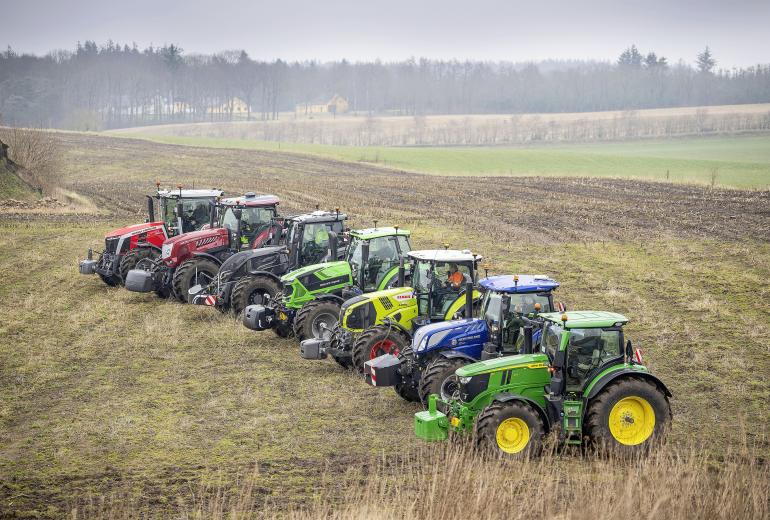 300 ZS klases traktoru tests: VIDEO
