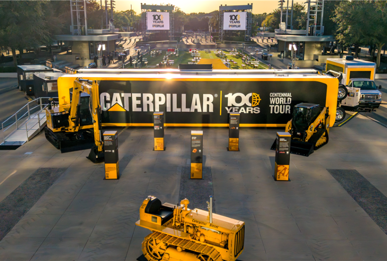 Caterpillar svin 100 gadu jubileju