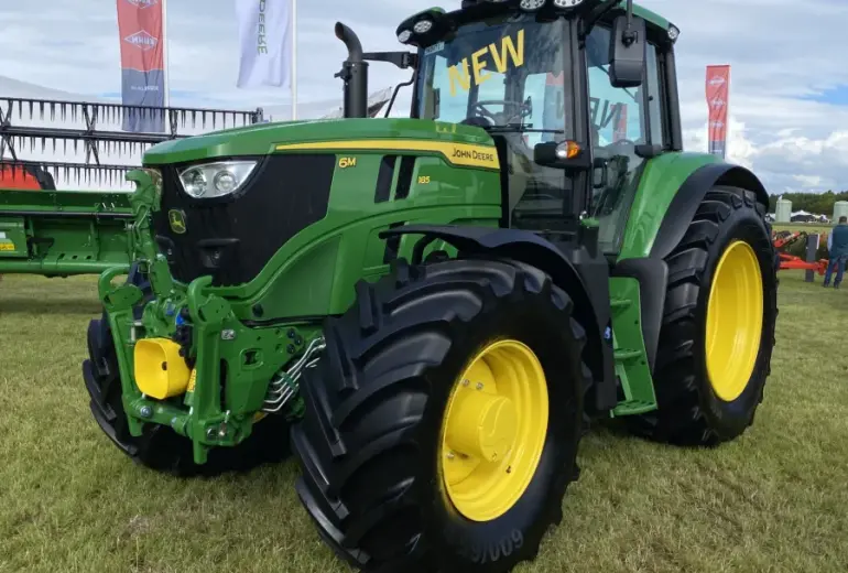 John Deere iepazīstina ar jauno 6M traktoru sēriju