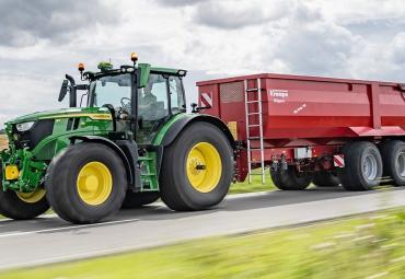 John Deere atjauninājis 6R sērijas traktorus