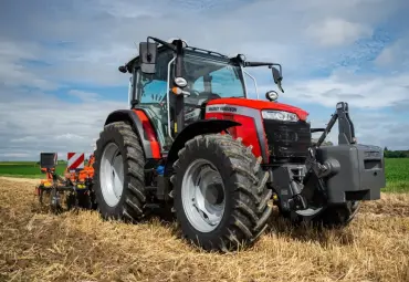 Massey Ferguson jaunā 5M sērija