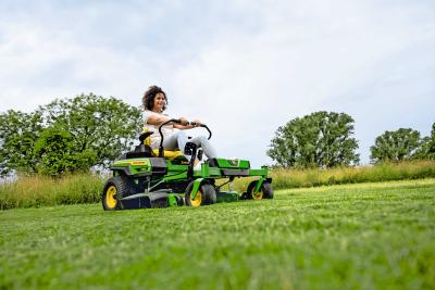 John Deere jaunais zāles pļāvējs Z370R Electric ZTrak